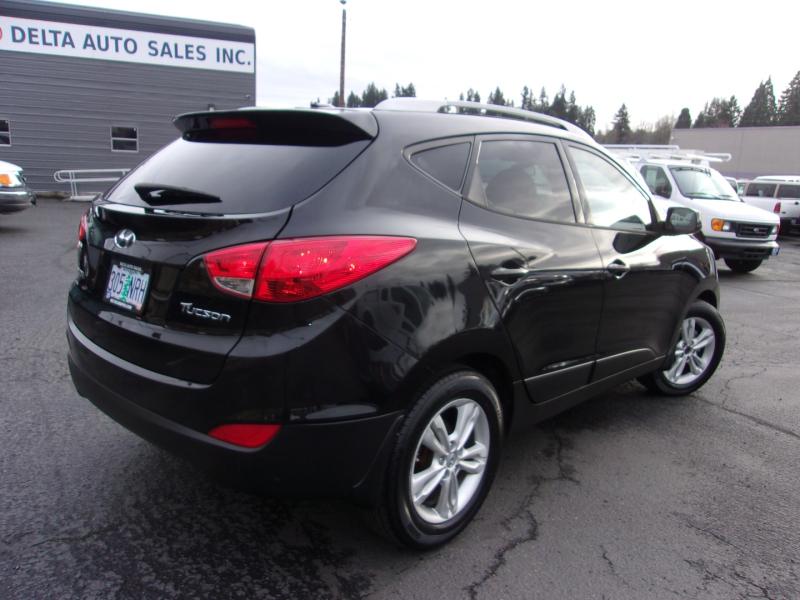 Hyundai Tucson 2011 price $6,995