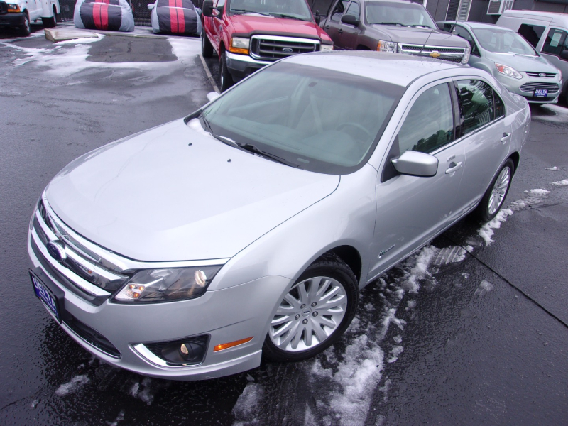 Ford Fusion 2010 price $9,995
