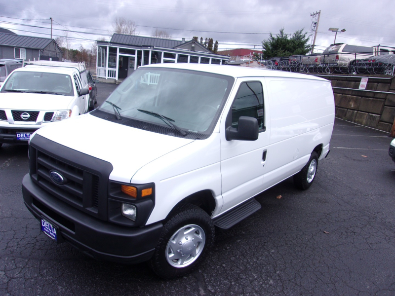 Ford Econoline Cargo Van 2009 price $19,995