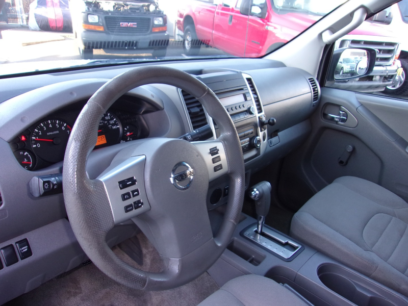Nissan Frontier 2015 price $12,995