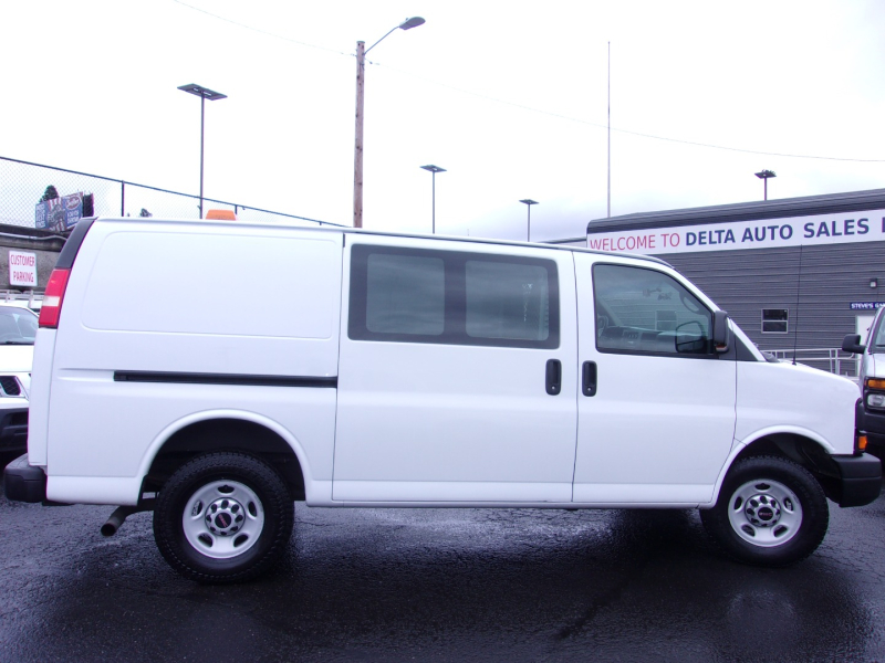 GMC Savana Cargo Van 2011 price $11,995
