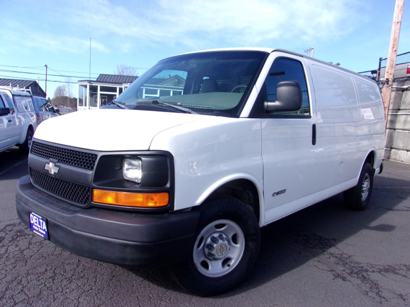 Chevrolet Express Cargo Van 2003 price $13,995