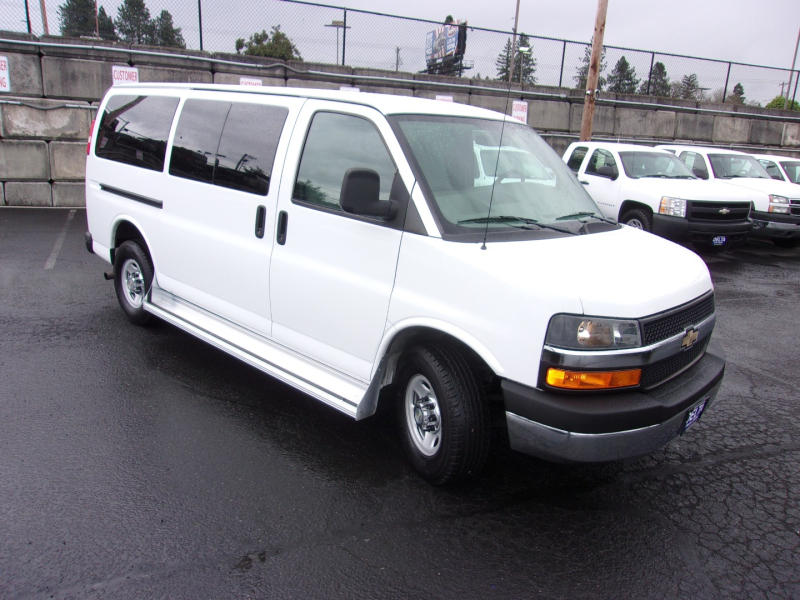 Chevrolet Express Passenger 2015 price $24,995