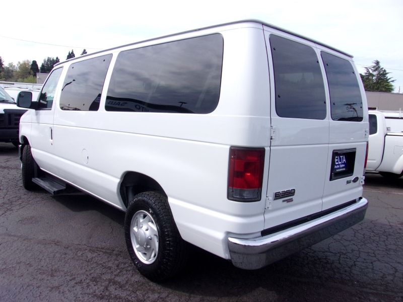 Ford Econoline Wagon 2011 price $17,995