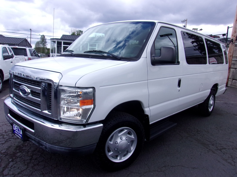 Ford Econoline Wagon 2011 price $19,995