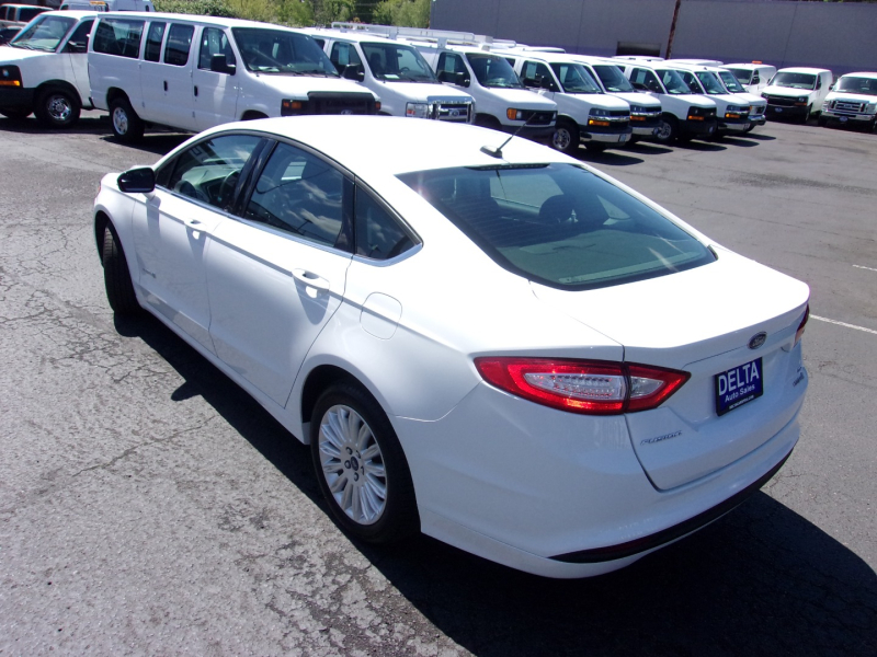 Ford Fusion 2013 price $9,995