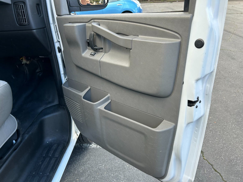 Chevrolet Express Cargo Van 2018 price $26,995