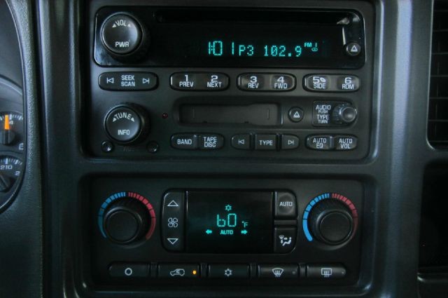 GMC Sierra 2500HD 2005 price $14,995