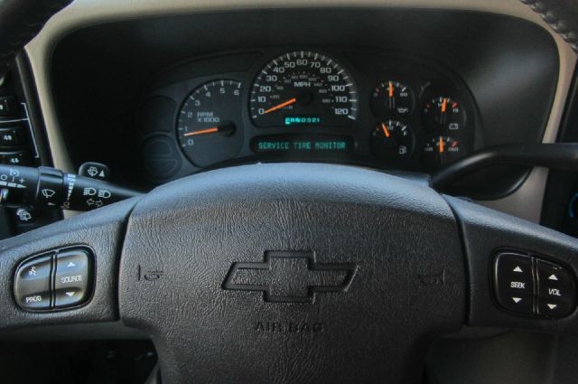 Chevrolet Tahoe 2005 price $13,995