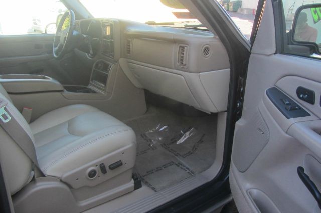 Chevrolet Tahoe 2005 price $13,995
