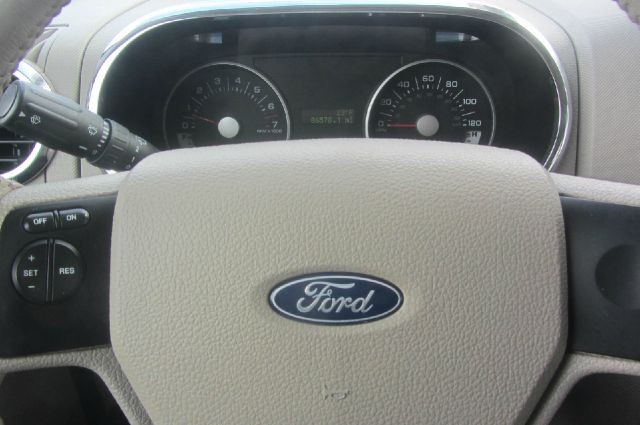 Ford Explorer 2007 price $12,995
