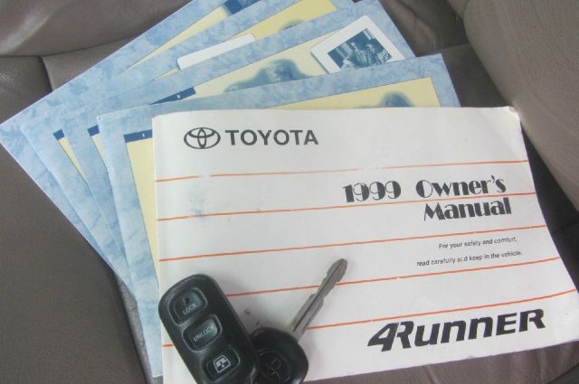 Toyota 4Runner 1999 price $8,995