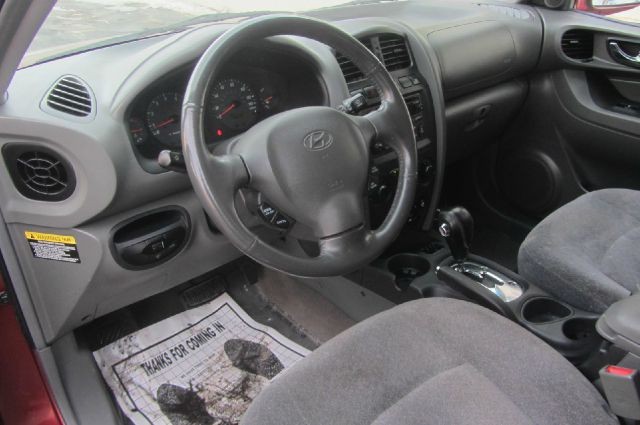 Hyundai Santa Fe 2004 price $9,995