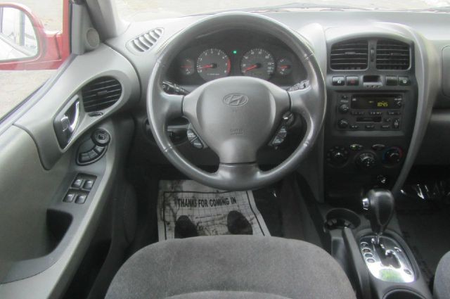 Hyundai Santa Fe 2004 price $9,995
