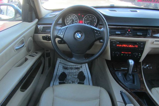BMW 3 Series 2006 price $13,995