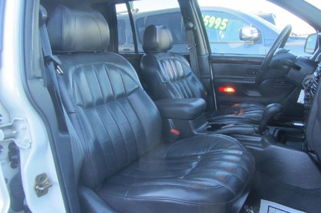 Jeep Grand Cherokee 2000 price $8,995