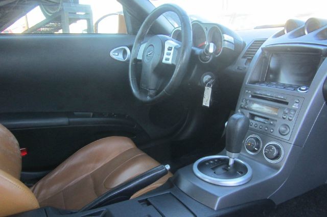 Nissan 350Z 2003 price $10,995