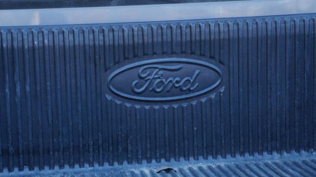 Ford Super Duty F-250 2006 price $23,995