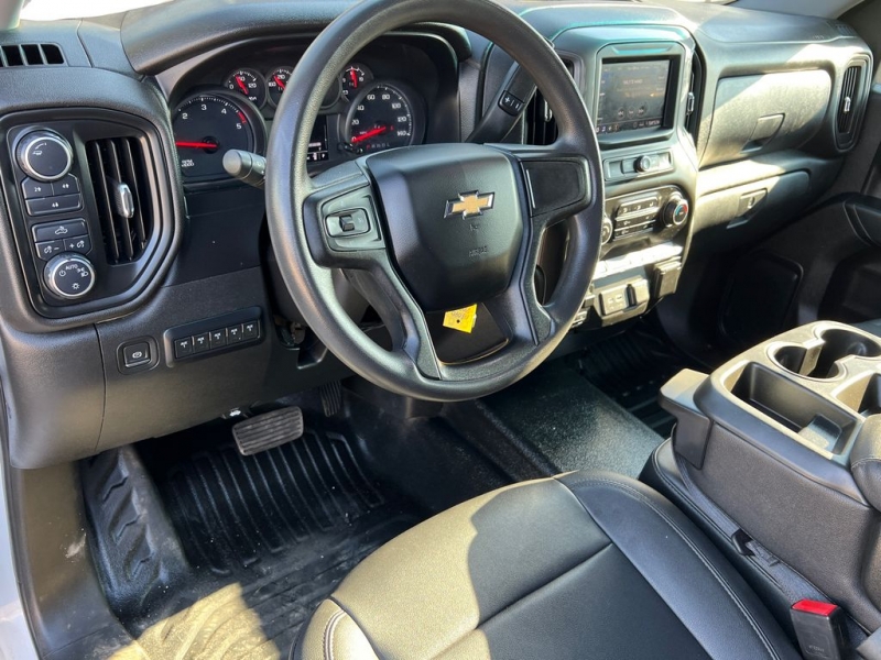 Chevrolet Silverado 2021 price $58,950