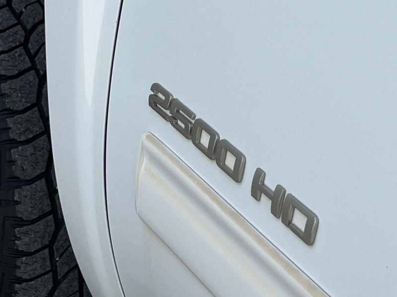 Chevrolet Silverado 2011 price $16,950