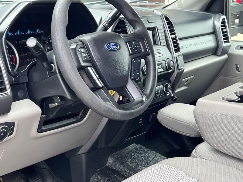 Ford F-250 2019 price $32,950