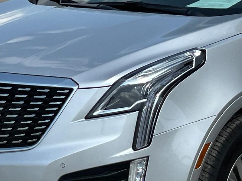 Cadillac XT5 2020 price $27,950