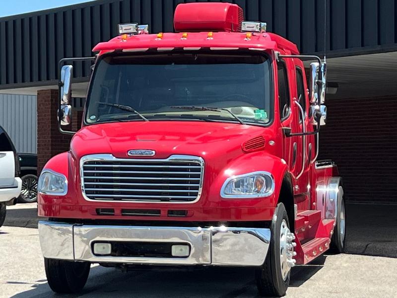 Freightliner M2 106 Sport Chassis 2006 price $89,950