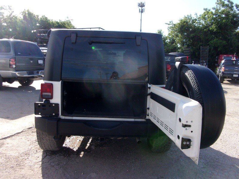 Jeep Wrangler Unlimited X HARD TOP AUTOMATIC 2009 price $15,995