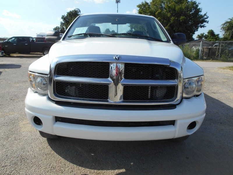 Dodge Ram 2500 2004 price $13,995