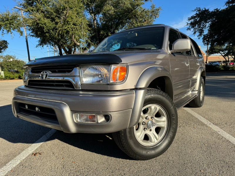 Toyota 4Runner 2001 price $17,998