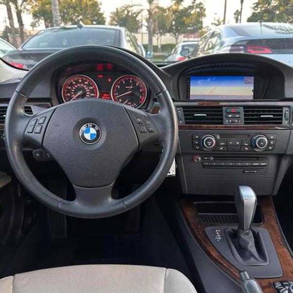 BMW 3 Series 2011 price $8,495