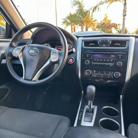 Nissan Altima 2015 price $10,495