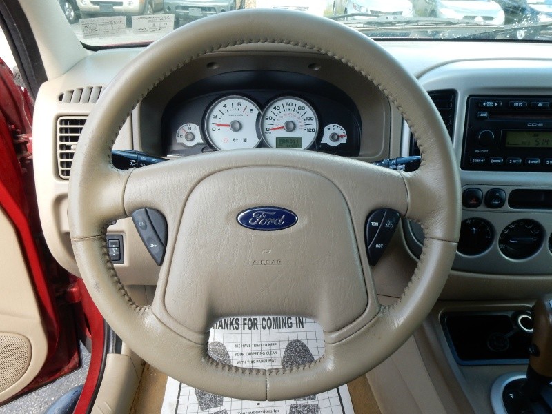 Ford Escape 2005 price $3,500