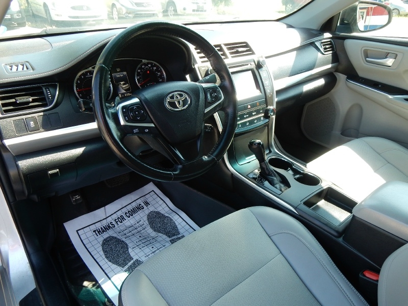 Toyota Camry 2016 price 