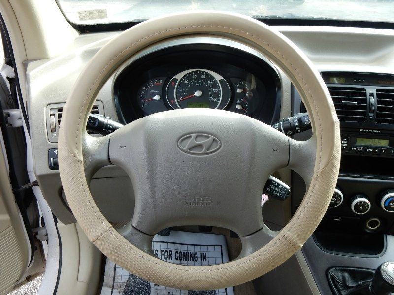 Hyundai Tucson 2006 price 