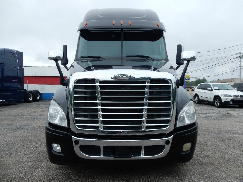 FREIGHTLINER CASCADIA 2016 price SOLD