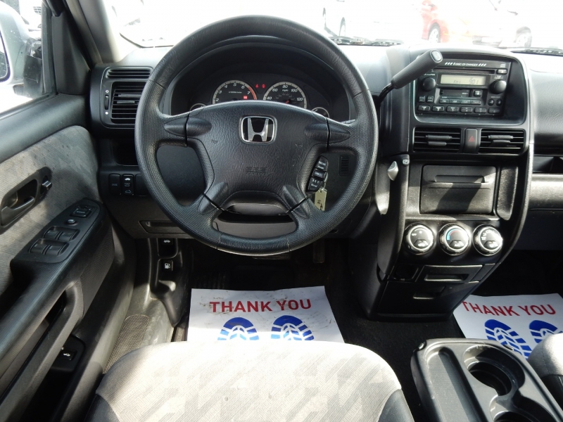 Honda CR-V 2004 price $3,400