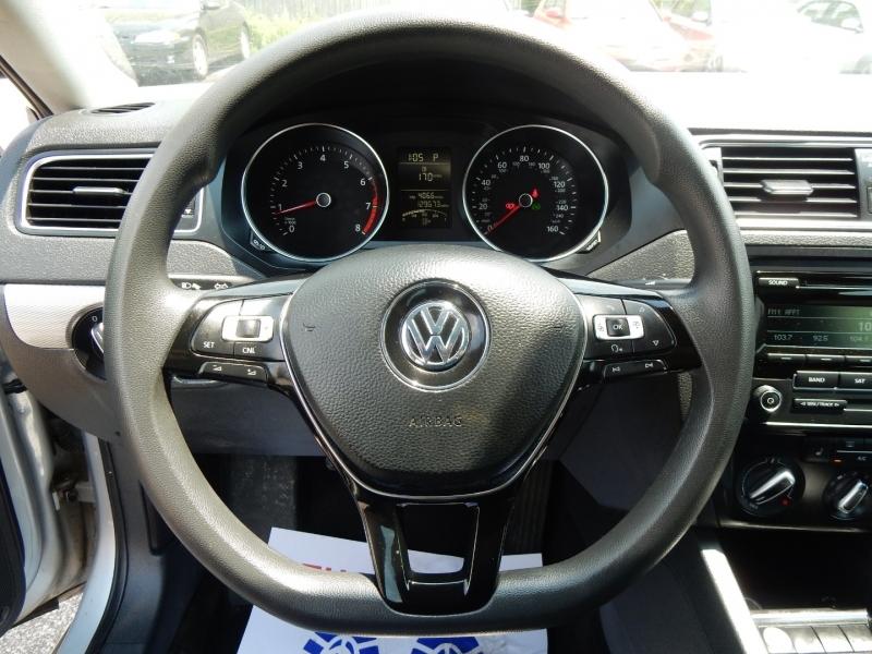 Volkswagen Jetta 2015 price SOLD