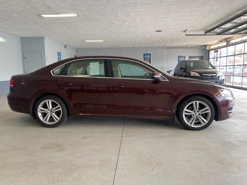 Volkswagen Passat 2014 price $5,999