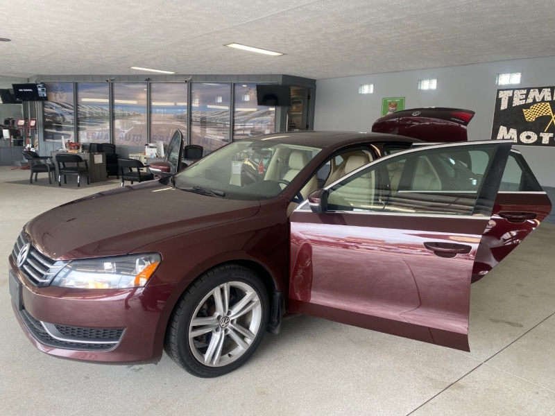 Volkswagen Passat 2014 price $5,999