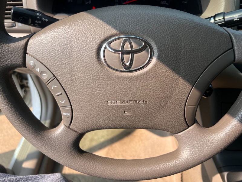 Toyota Camry 2005 price $4,495