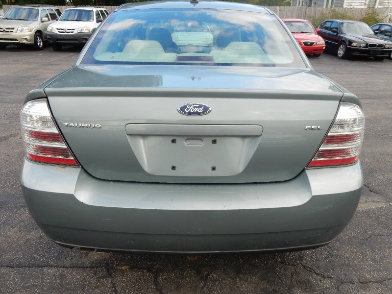 Ford Taurus 2008 price $2,995
