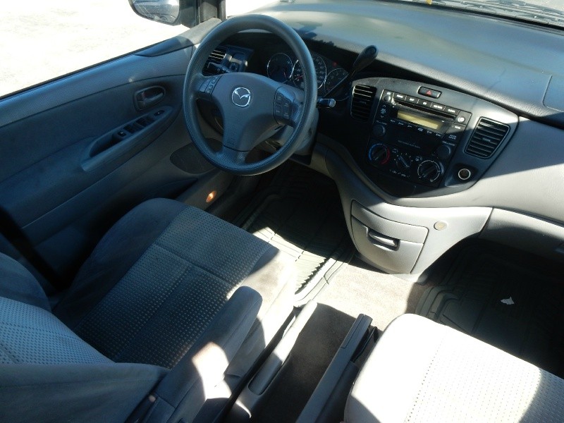 Mazda MPV 2006 price $2,195