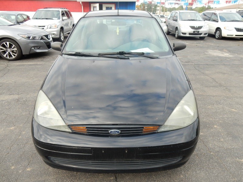 Ford Focus 2004 price $1,995