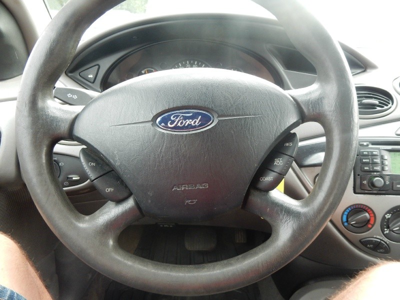 Ford Focus 2004 price $1,995