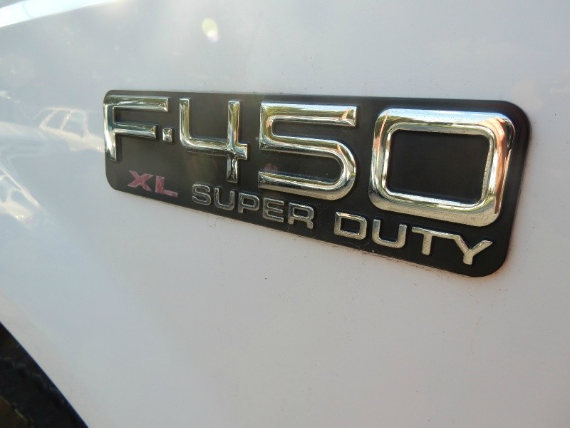 Ford Super Duty F-450 DRW 2004 price $7,995