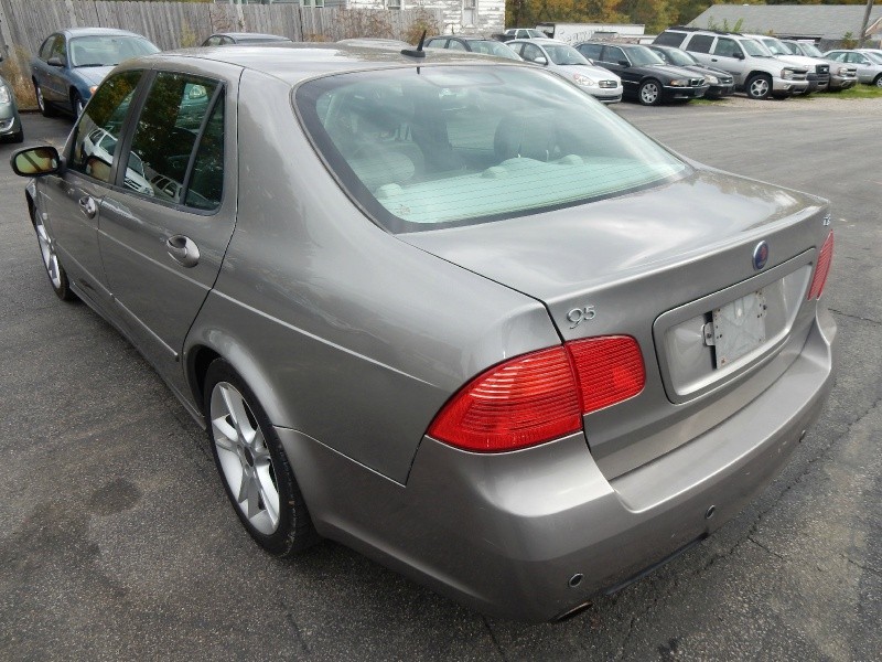 Saab 9-5 2006 price $2,995