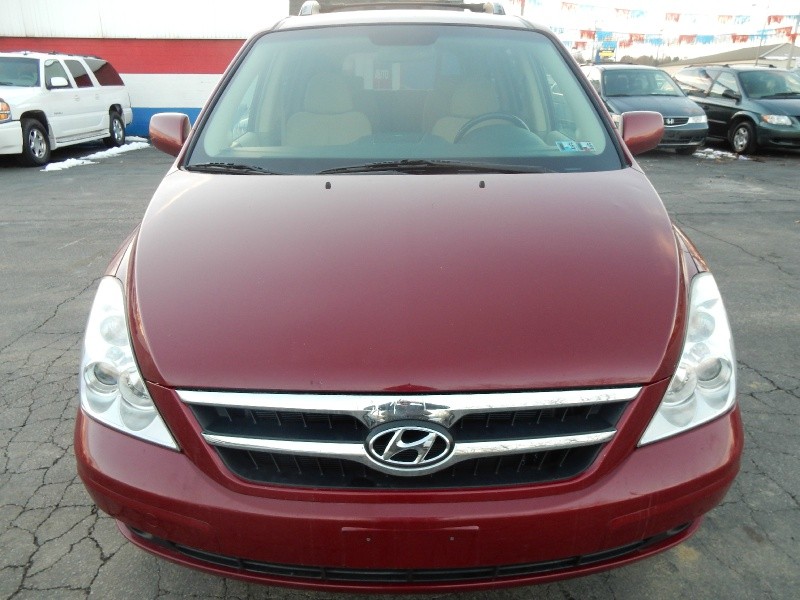 Hyundai Entourage 2007 price $3,995