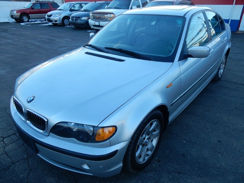BMW 3 Series 2002 price $3,595