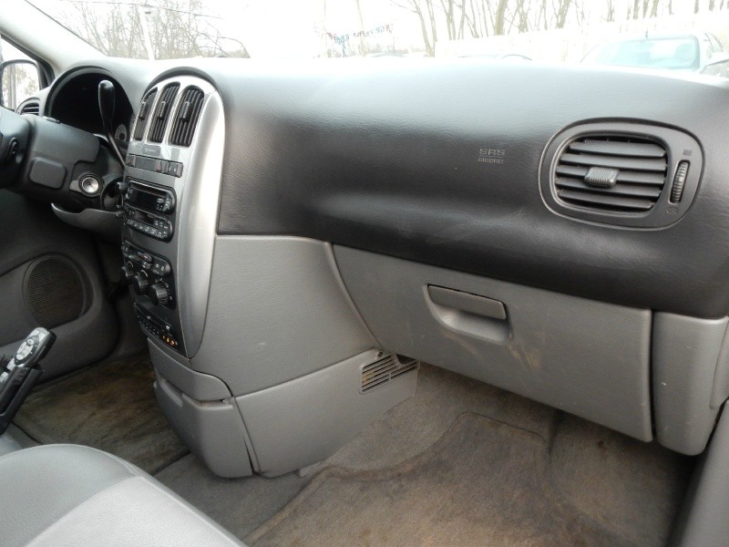 Dodge Grand Caravan 2007 price $3,495
